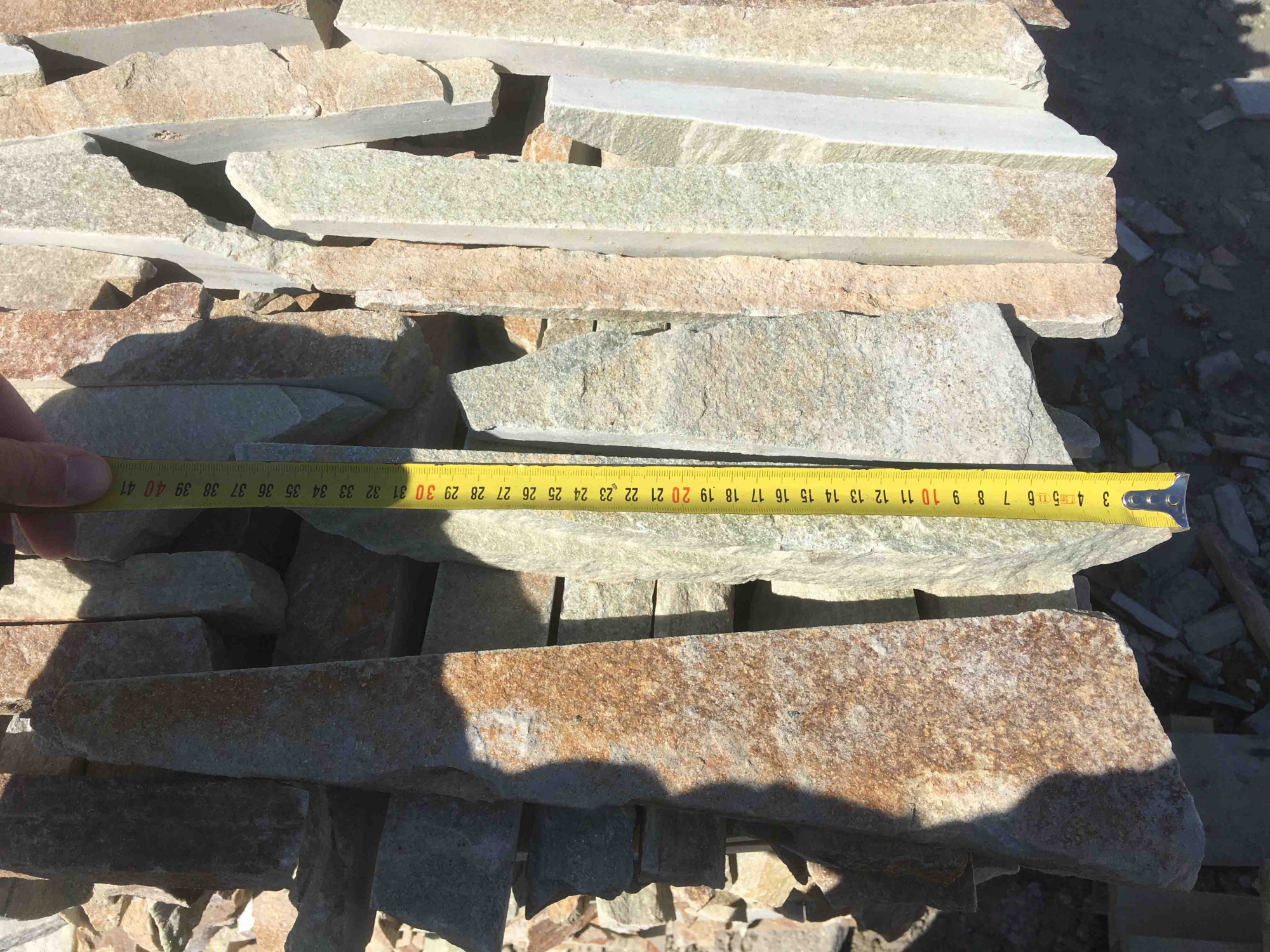 Горбушка златолит золотистый для облицовки купить в Ульяновской области