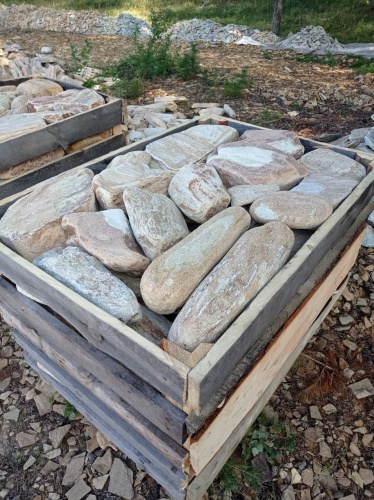 Златолит жёлтый, жёлто-зелёный глыбки и валуны для ланшафтного дизайна купить в Ульяновской области