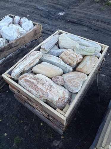 Златолит жёлтый, жёлто-зелёный глыбки и валуны для ланшафтного дизайна купить в Ульяновской области